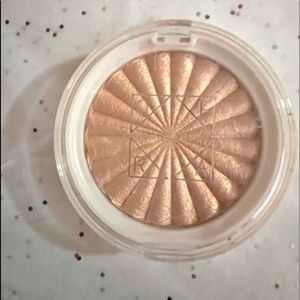 Ofra Highlighter